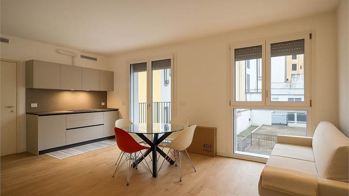 Appartamento in Affitto Via Vivarini