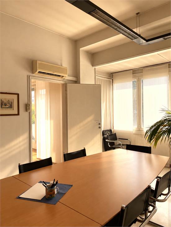 Interno